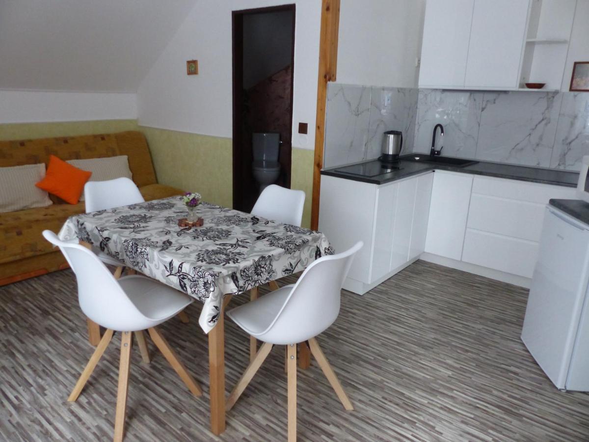 Apartmany Plischke 리포바 라즈네 외부 사진